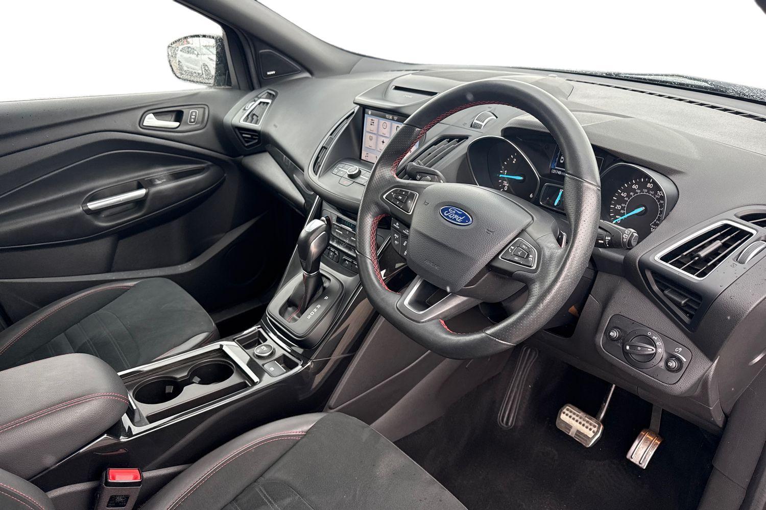 Ford KUGA Photo 8