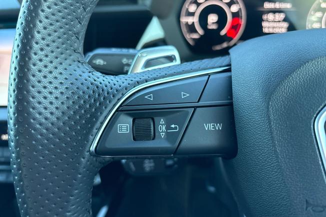 AUDI RS3 Photo 16