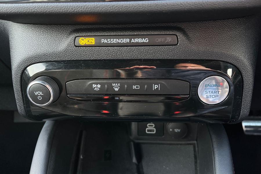 Ford KUGA Photo autoimg-6c384fa6046359eb8d6b4a6c6065c69a9509cea6.jpg