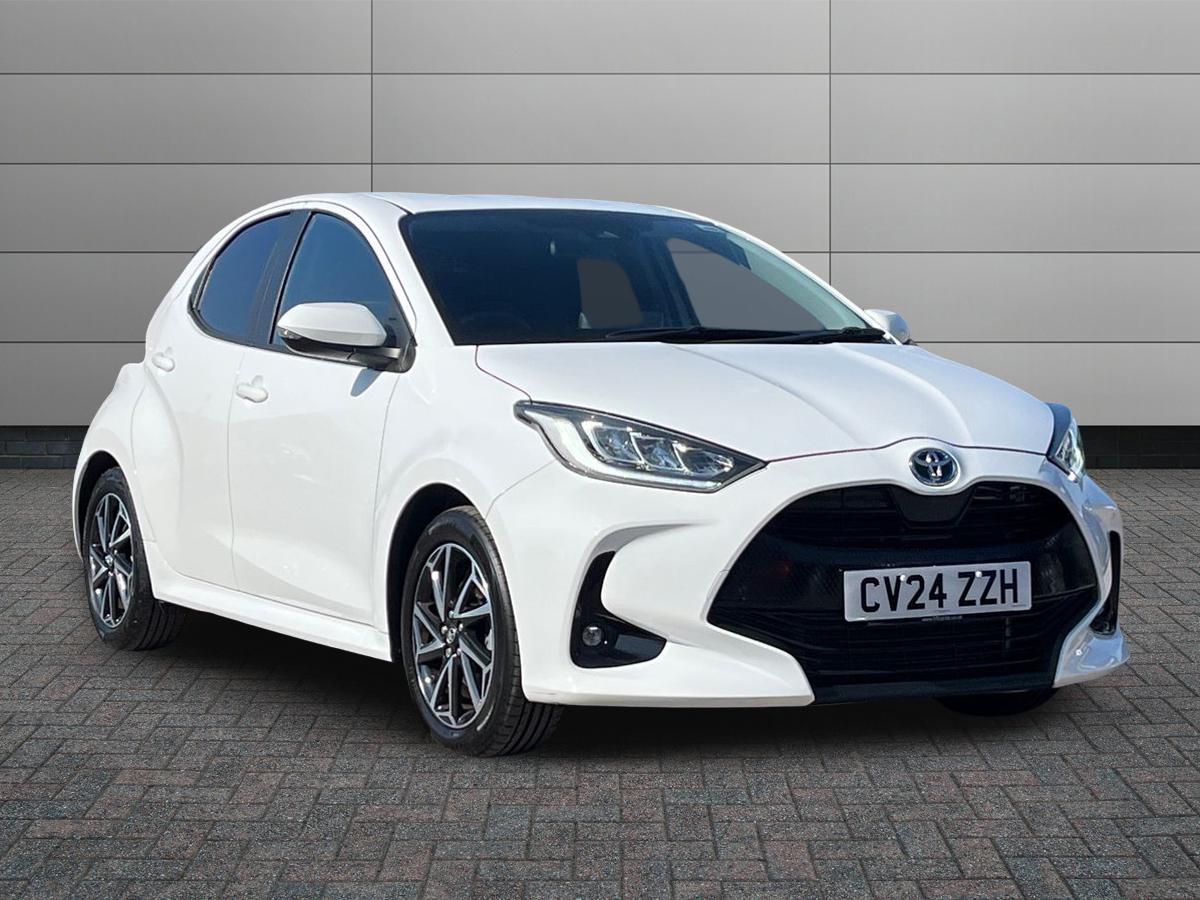 Toyota Yaris Photo 0