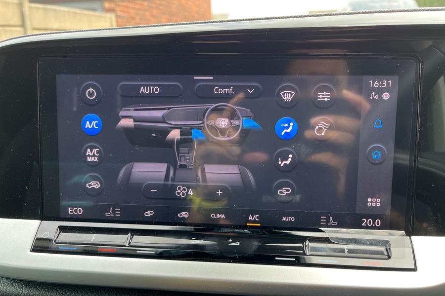 Ford Transit Connect Photo autoimg-6c3a01829f5d94b107b2b10382de5f6d7077b78f.jpg