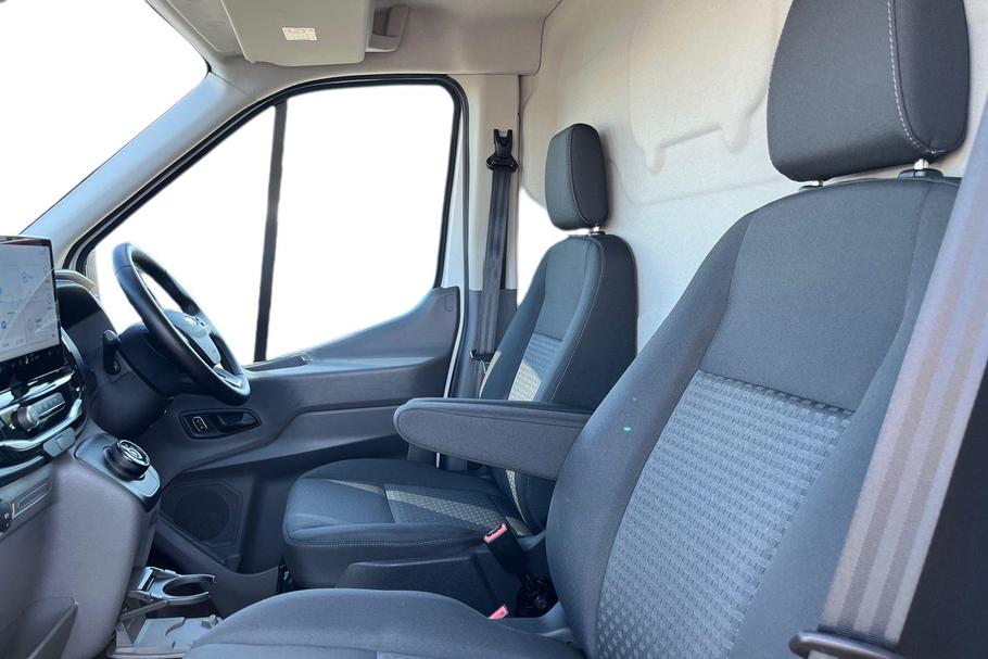 Used Ford E-TRANSIT YS24OAX 10