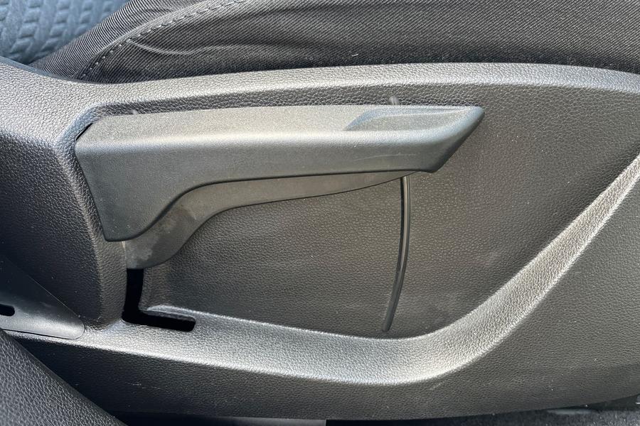 Renault CAPTUR Photo autoimg-6c40efd4d55674a0a749ee9119d9b47994ca9f3e.jpg