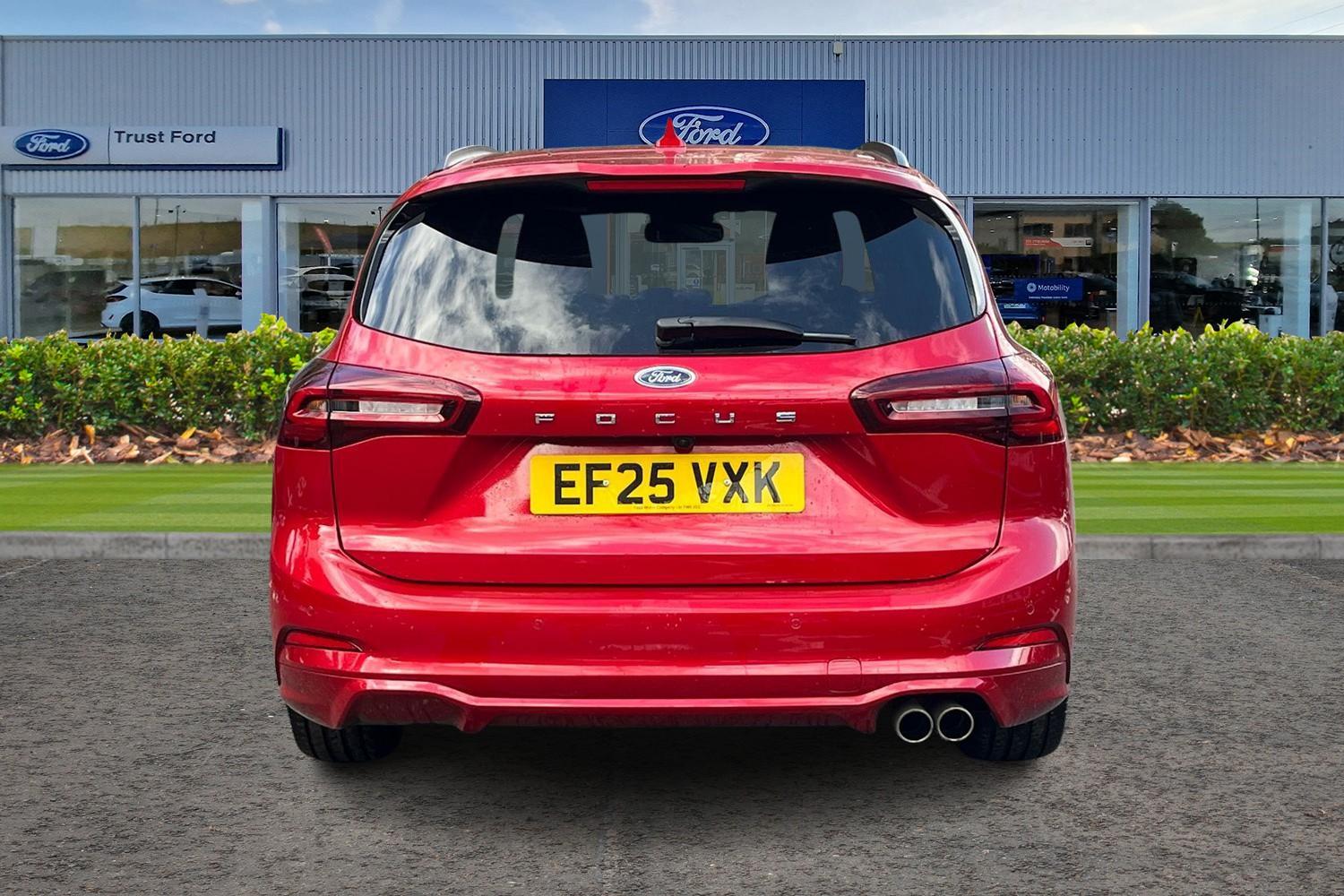 Ford Focus Photo 6