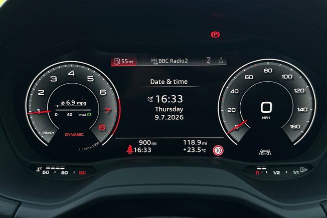 AUDI Q2 Photo 15