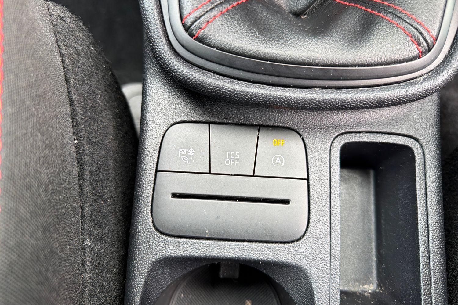 Ford FIESTA Photo 36