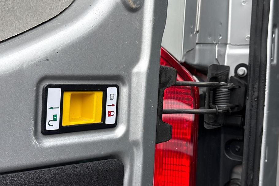Used Ford Transit WR75HLK 19