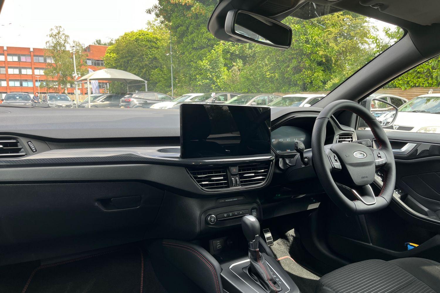 Ford Focus Photo 17