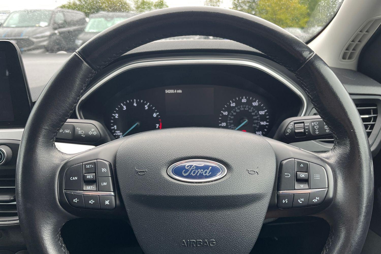 Ford Focus Photo 11