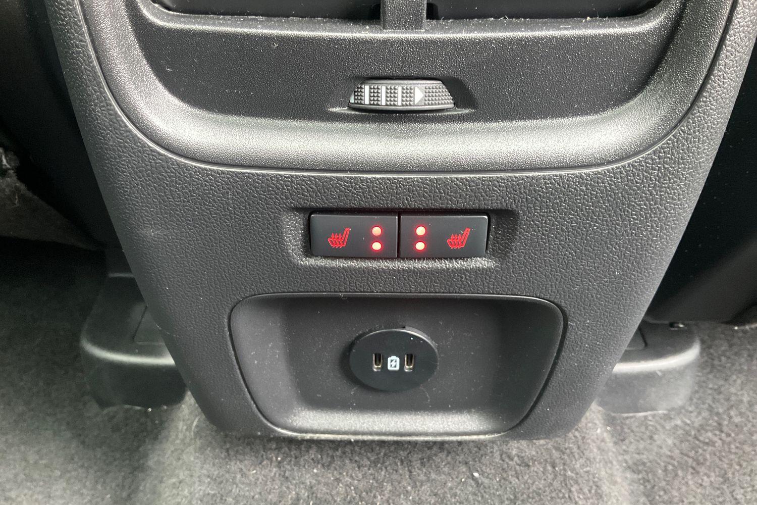 Ford KUGA Photo 34