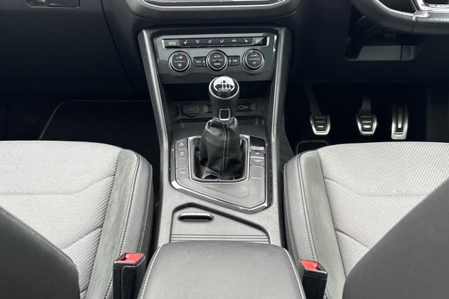 VOLKSWAGEN Tiguan Photo 34
