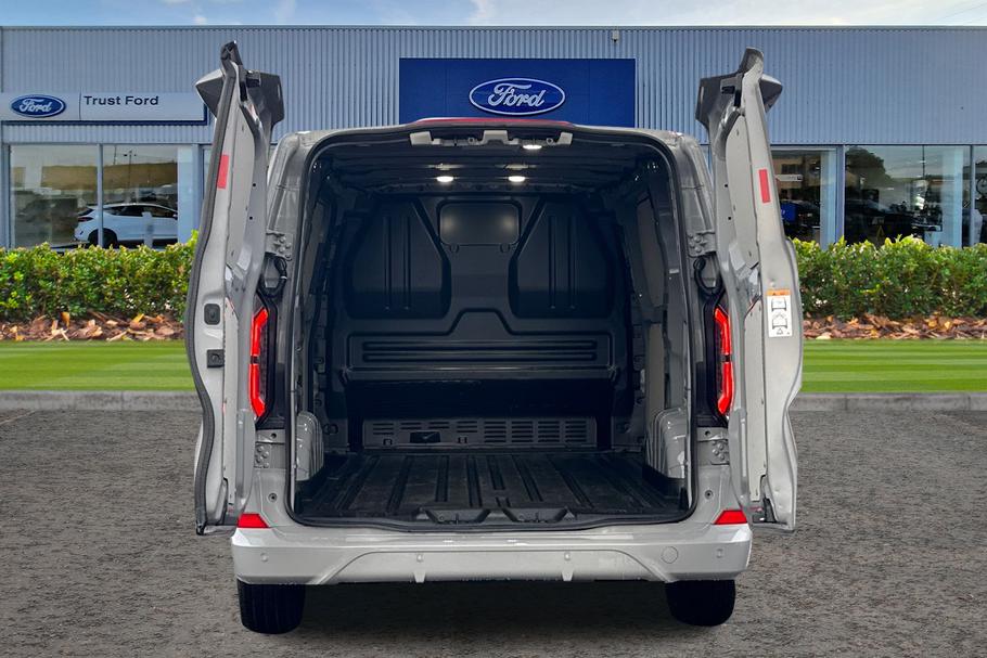Used Ford TRANSIT CUSTOM 6