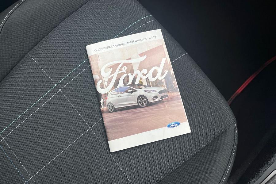 Ford FIESTA Photo autoimg-6c6d6c9ee1b79262159fcfe413f00a92f4f2dd78.jpg