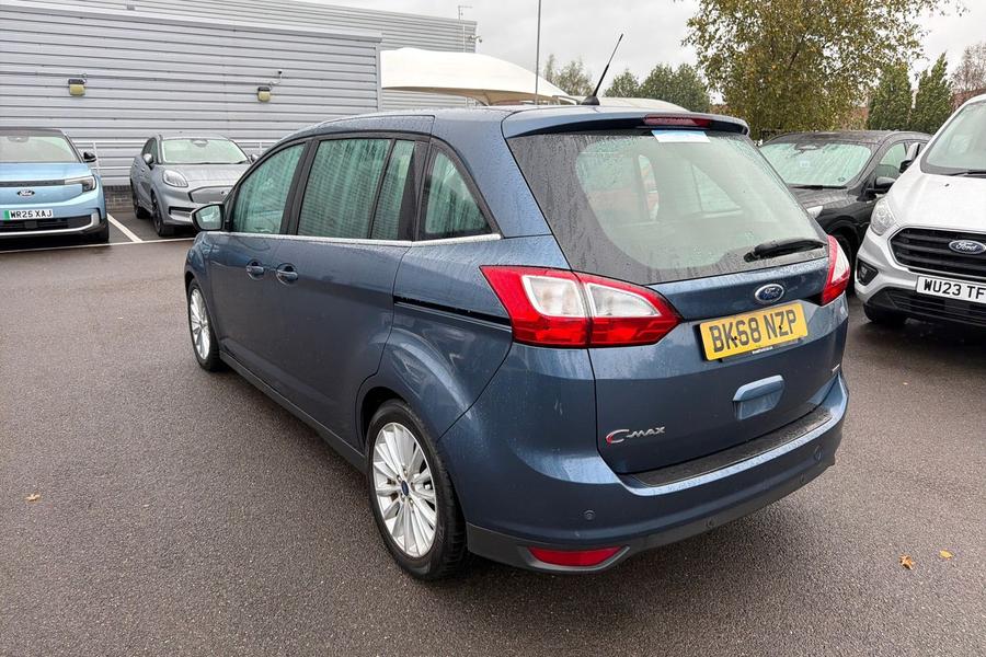 Ford GRAND C-MAX Photo autoimg-6c6f2029c2e965f20752876dd09b8b2c07c3d9b9.jpg