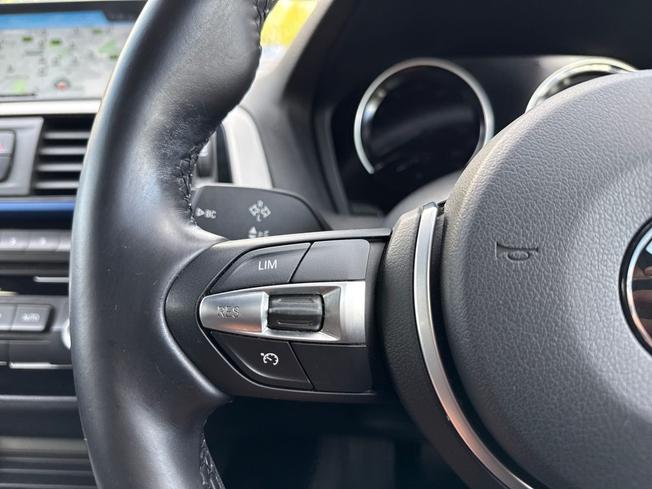 BMW 1 Series Photo 16