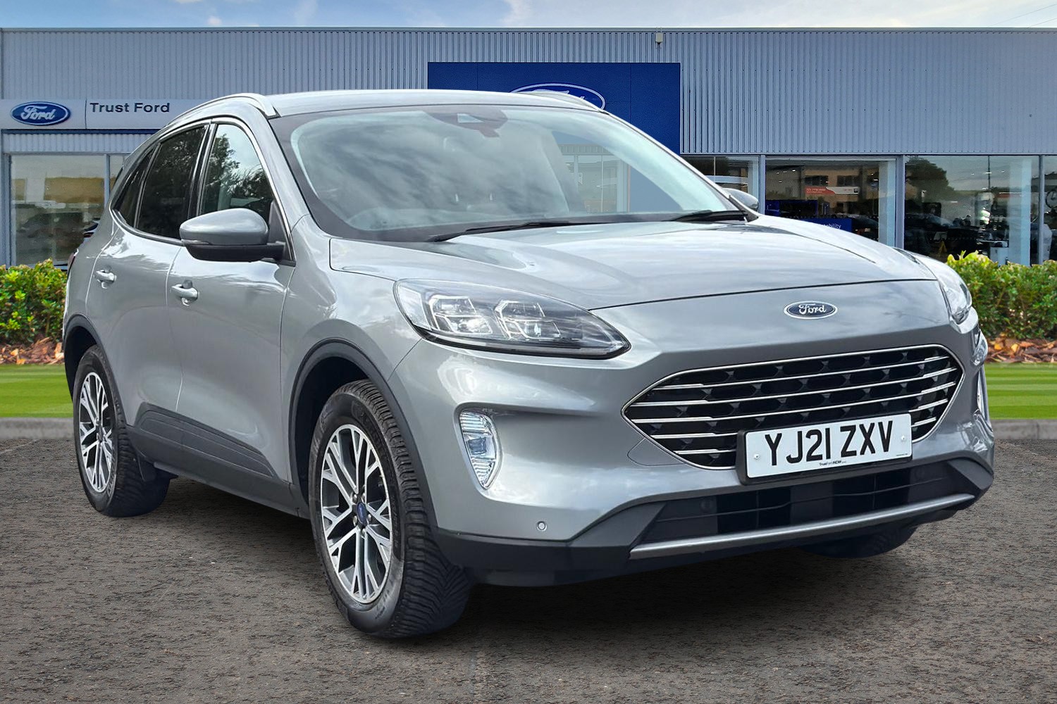 Ford KUGA Photo 0