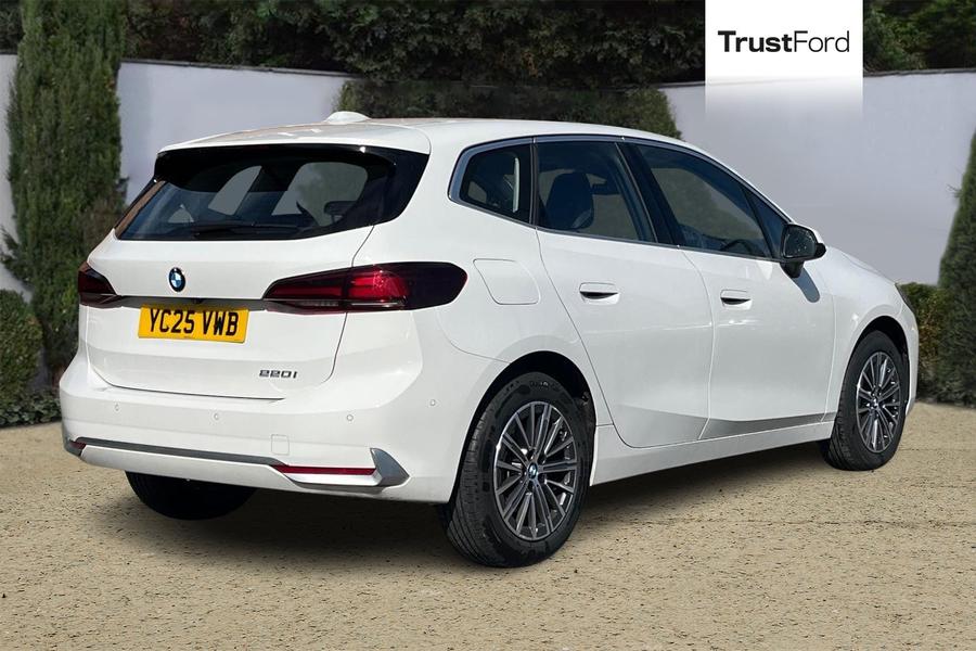 BMW 2 SERIES Photo autoimg-6c77f842e2d2b29bd4b91df80d69d5cc09c93c47.jpg