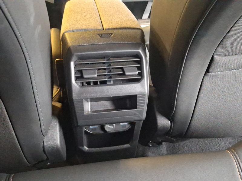 Used Peugeot 3008 BG74VCU 39