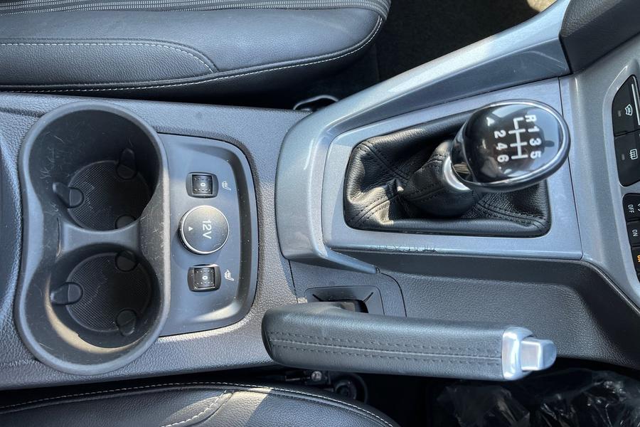 Ford FOCUS Photo autoimg-6c7a16f7622073906191a661e4b67aa7b813007c.jpg