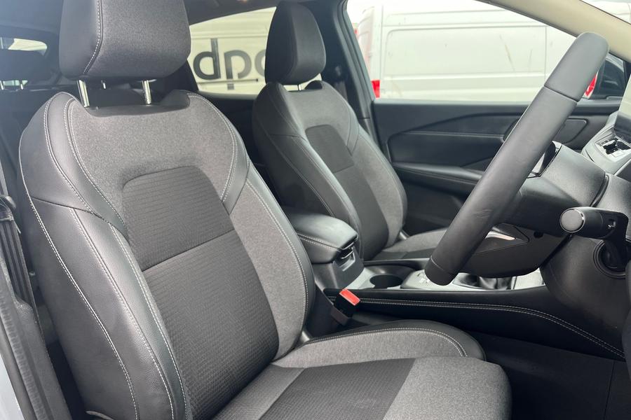 Nissan QASHQAI Photo autoimg-6c7c025926fe441f41ec83fe6b7fa2fe2c600dff.jpg