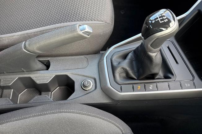 VOLKSWAGEN Taigo Photo 27