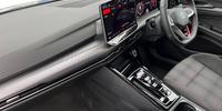 Volkswagen Golf Photo 1