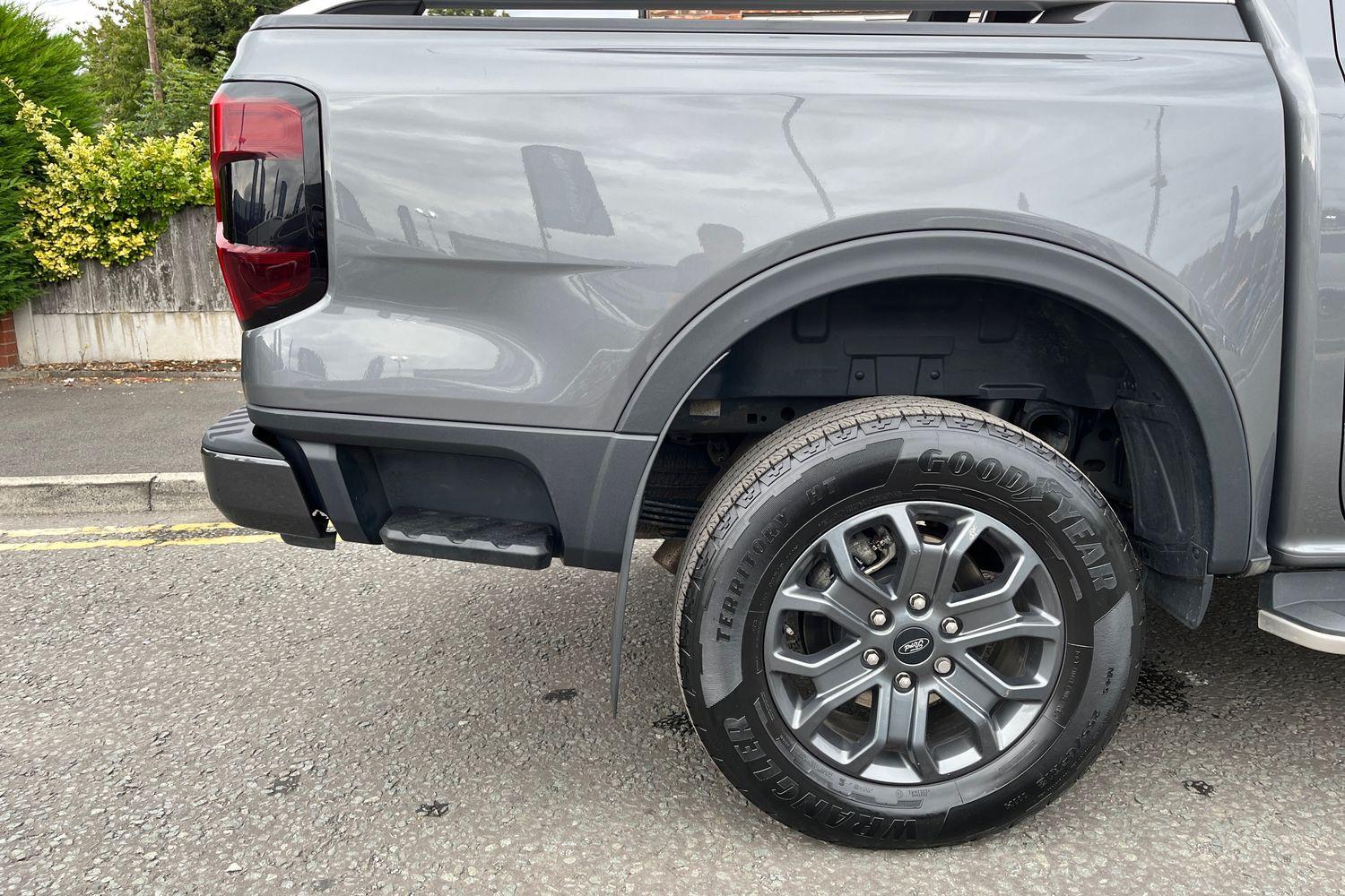 Ford RANGER Photo 24