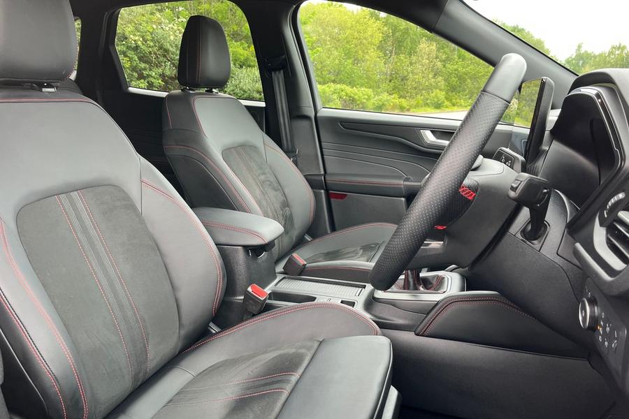 Ford KUGA Photo autoimg-6c81fb82596e3b453c42dd8dc35ea51070e59fac.jpg
