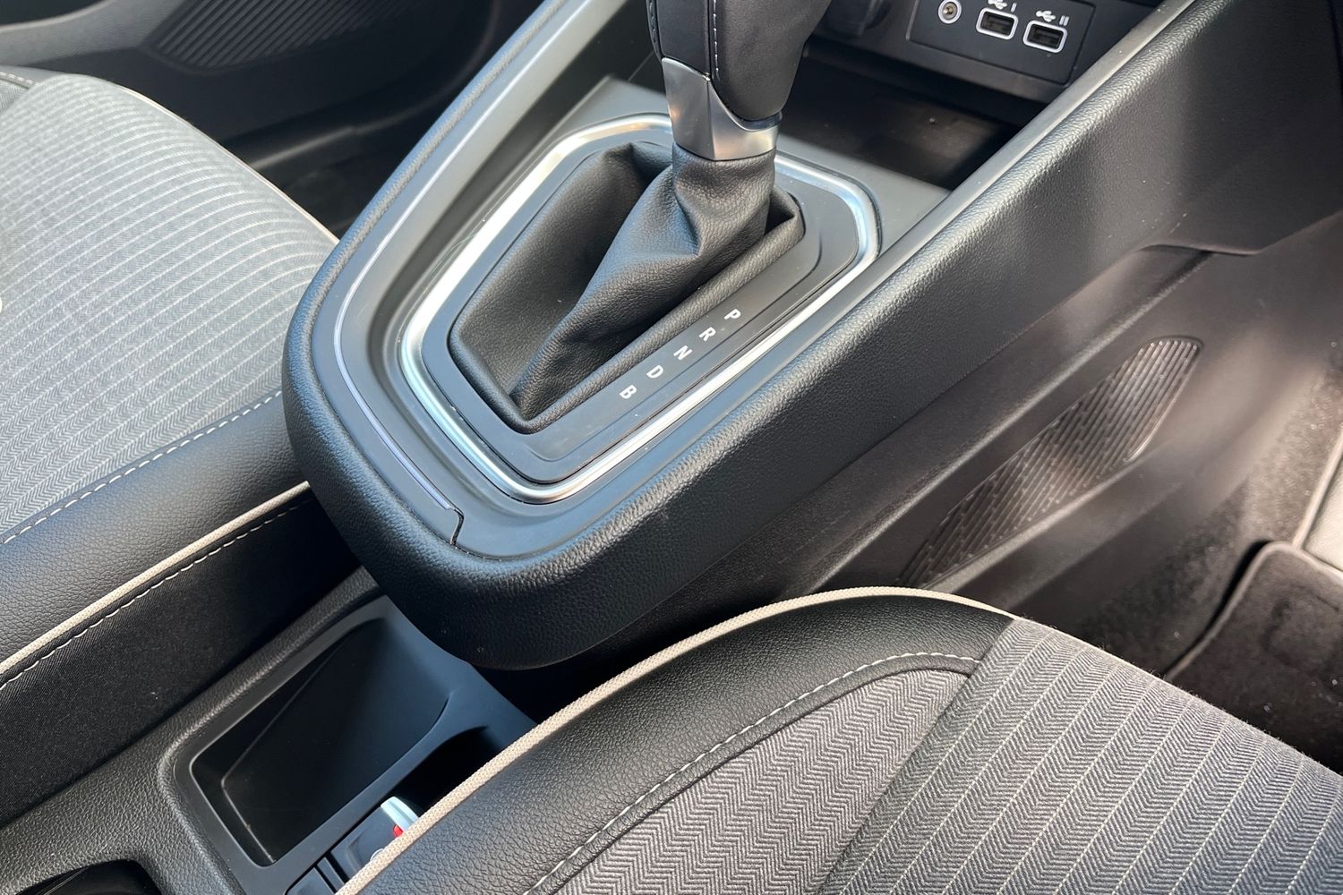 Renault CLIO Photo 38