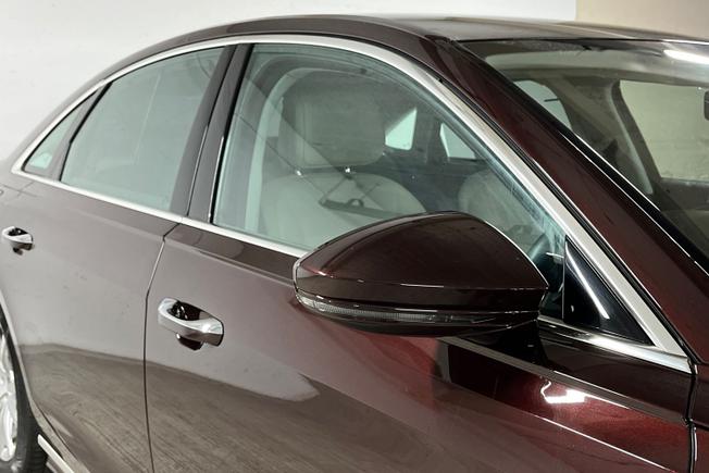 Audi A8 Photo 20
