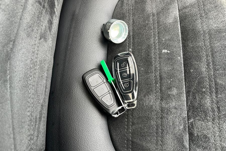 Ford KUGA Photo autoimg-6c8908f9870357a45b7f446942e00153953fb77f.jpg