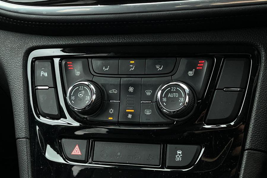 Vauxhall Mokka x Photo autoimg-6c8b53acc0d2e2bb75ad12ace7e4b72893f64360.jpg