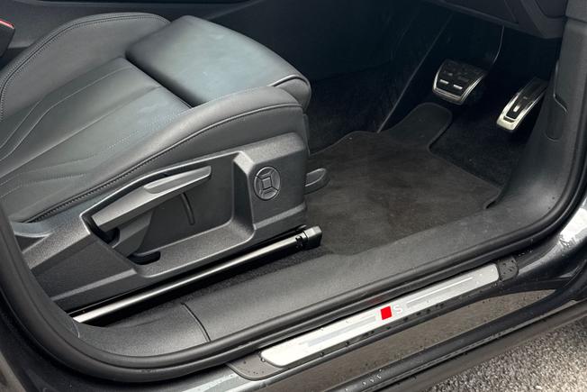 AUDI Q3 Photo 34