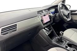 VOLKSWAGEN Touran Photo 2