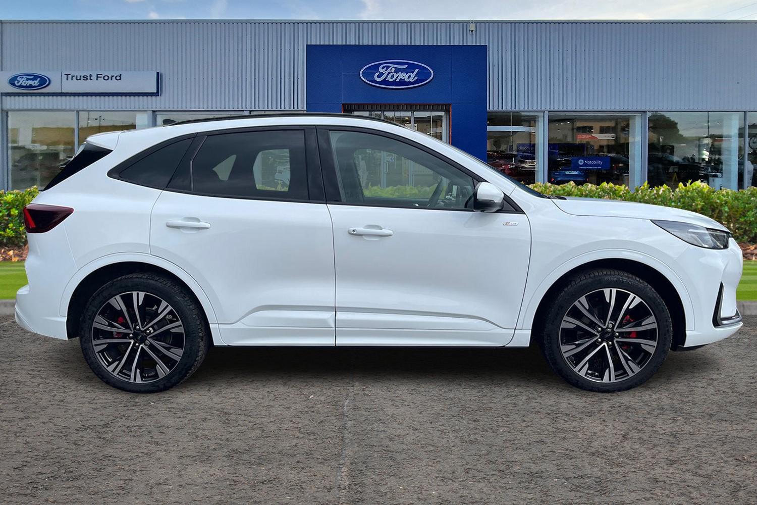 Ford Kuga Photo 2