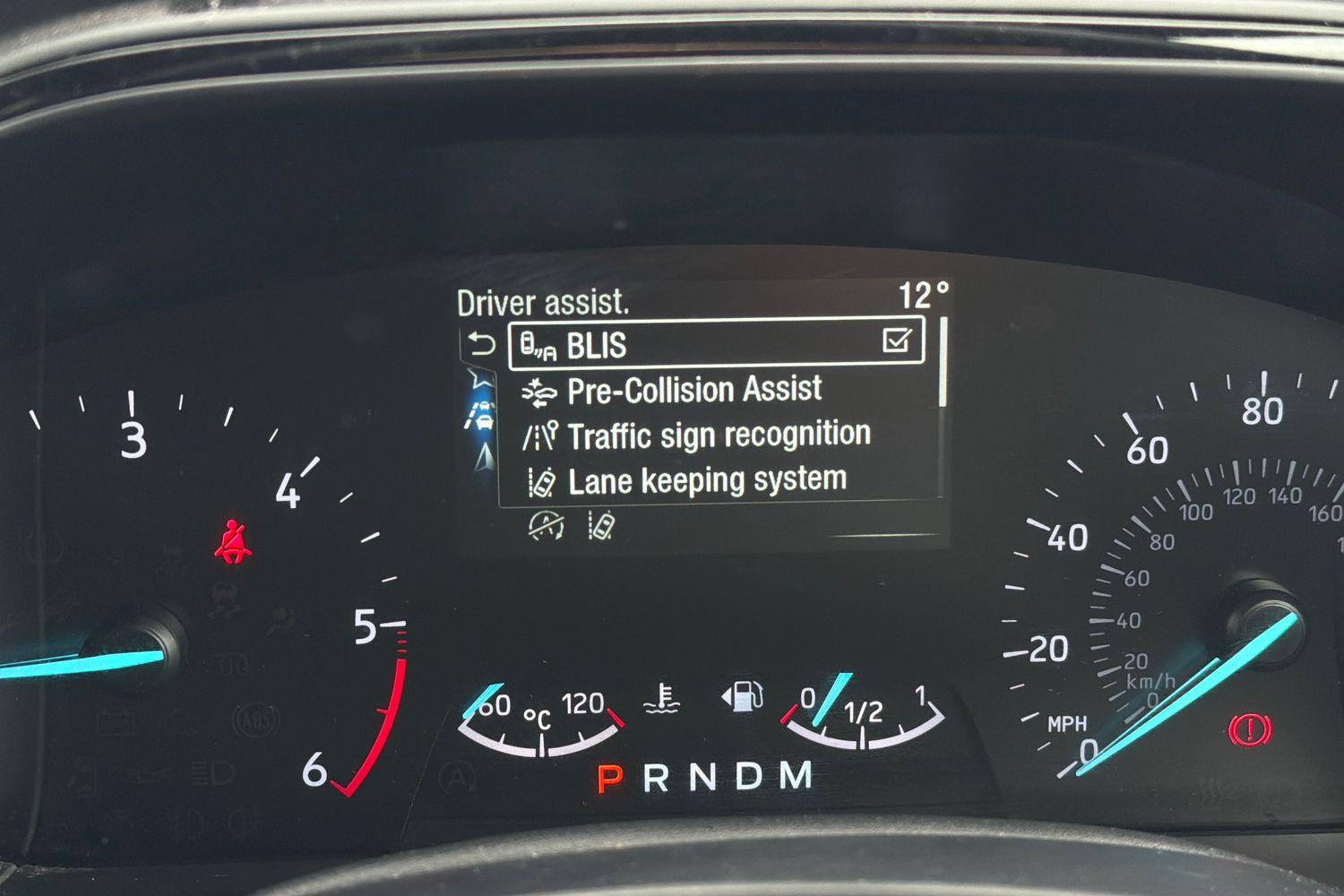 Ford FOCUS Photo 32