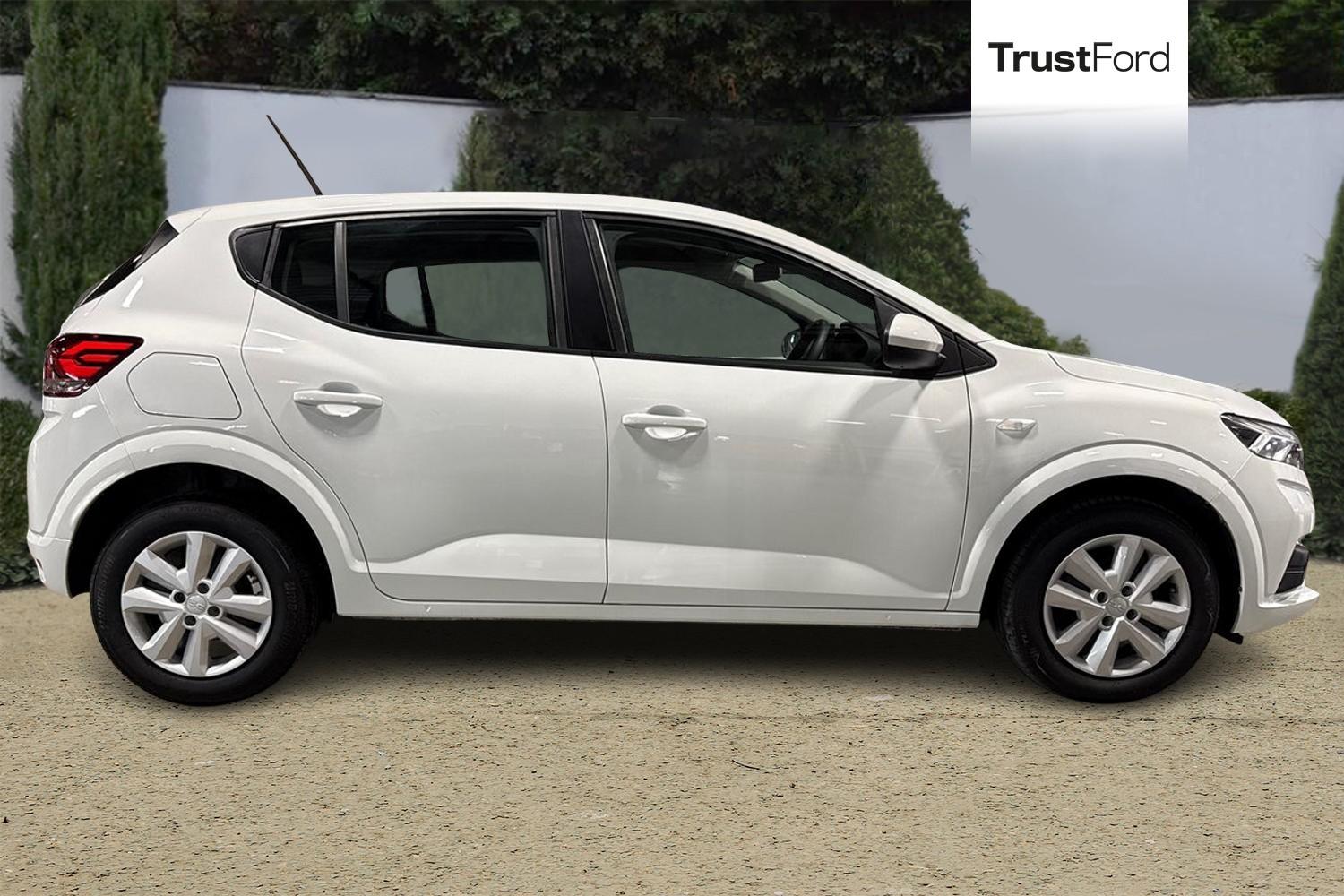 Dacia Sandero Photo 2