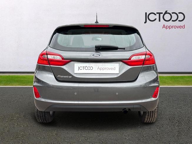 FORD Fiesta Photo 7