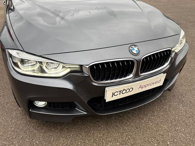 BMW 3 Series Photo 30
