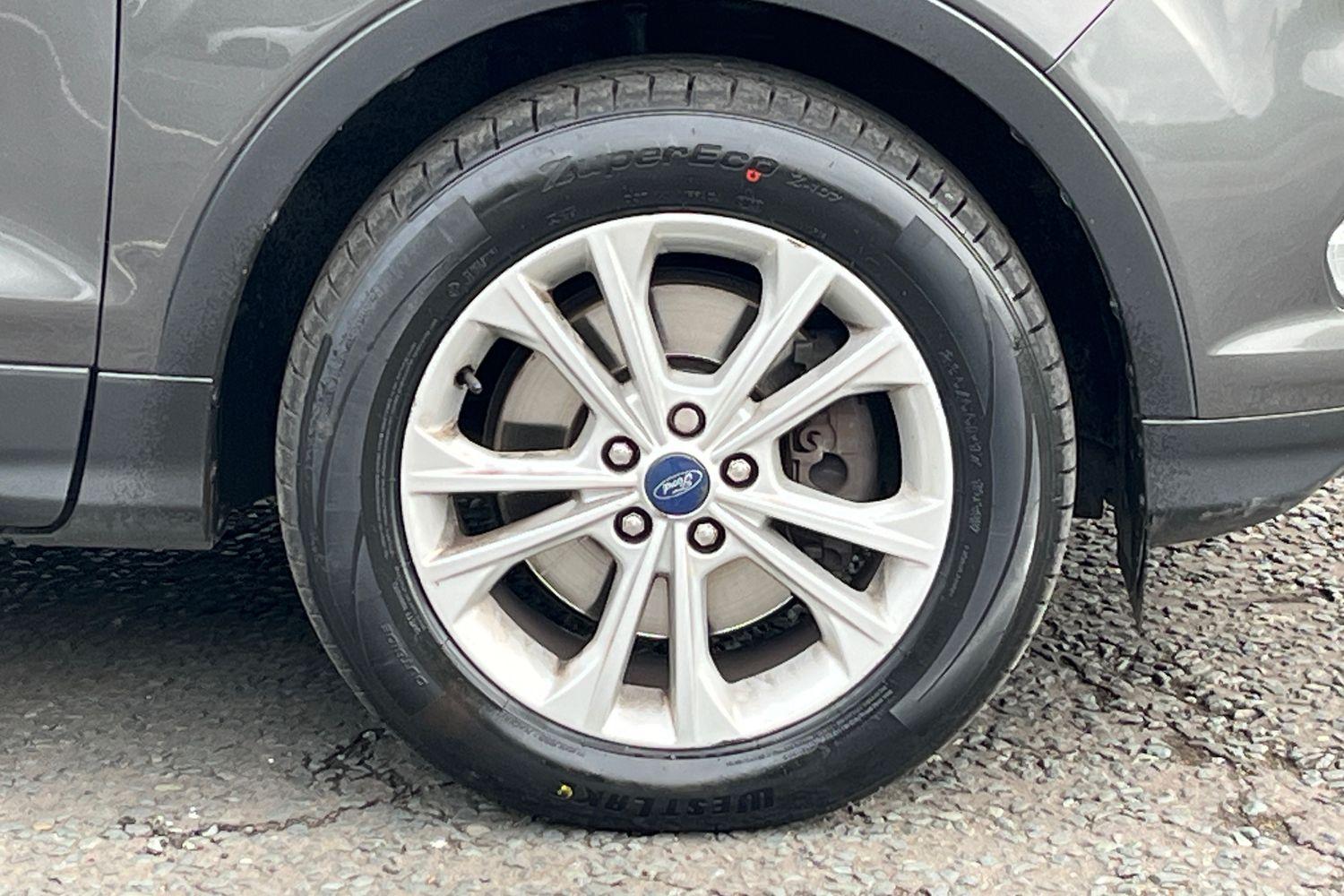 Ford KUGA Photo 7