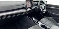 Volkswagen Golf Photo 1