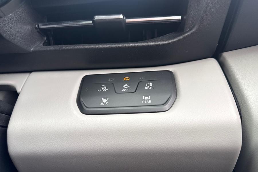 Ford Explorer Photo autoimg-6cad6da864aa3506647d7f841f26c9e5bac2c72f.jpg