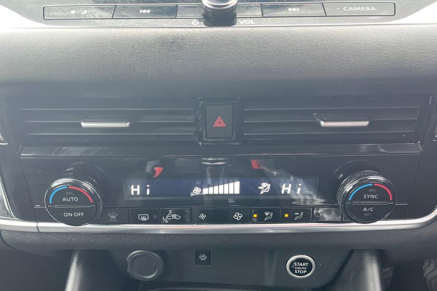 Nissan QASHQAI Photo autoimg-6cadff1bd07fb1b3ea4a3e87cba048e2e1034627.jpg
