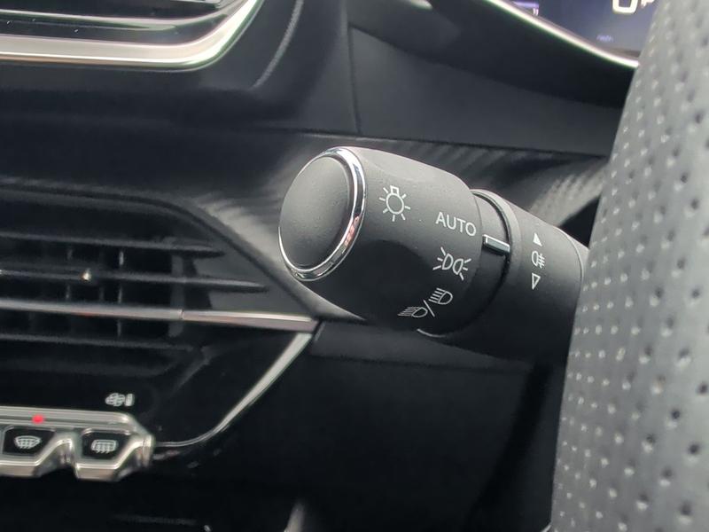 Used Peugeot 208 YT74LXX 22