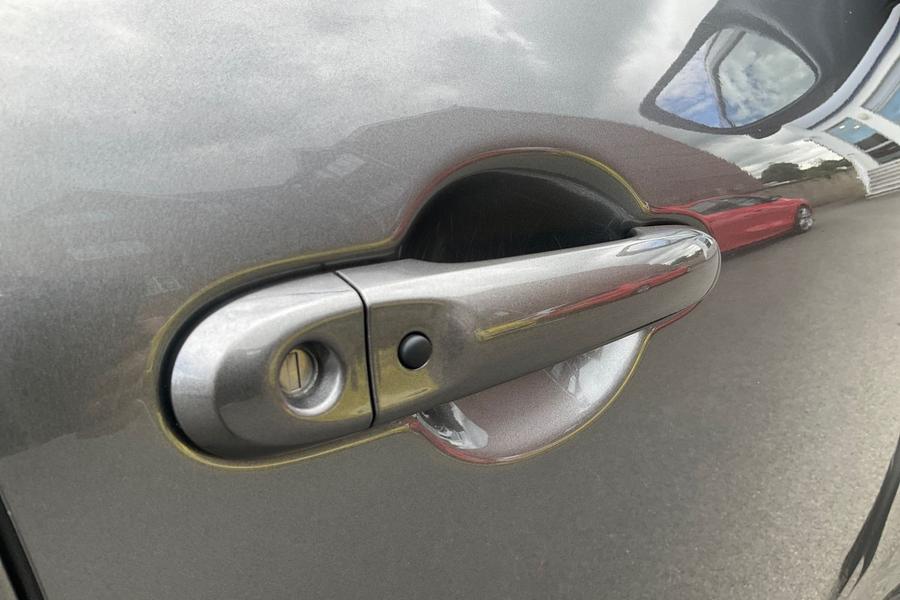 Nissan JUKE Photo autoimg-6cafb0ff372fb6a4143db5f9f46e450be5ab4380.jpg