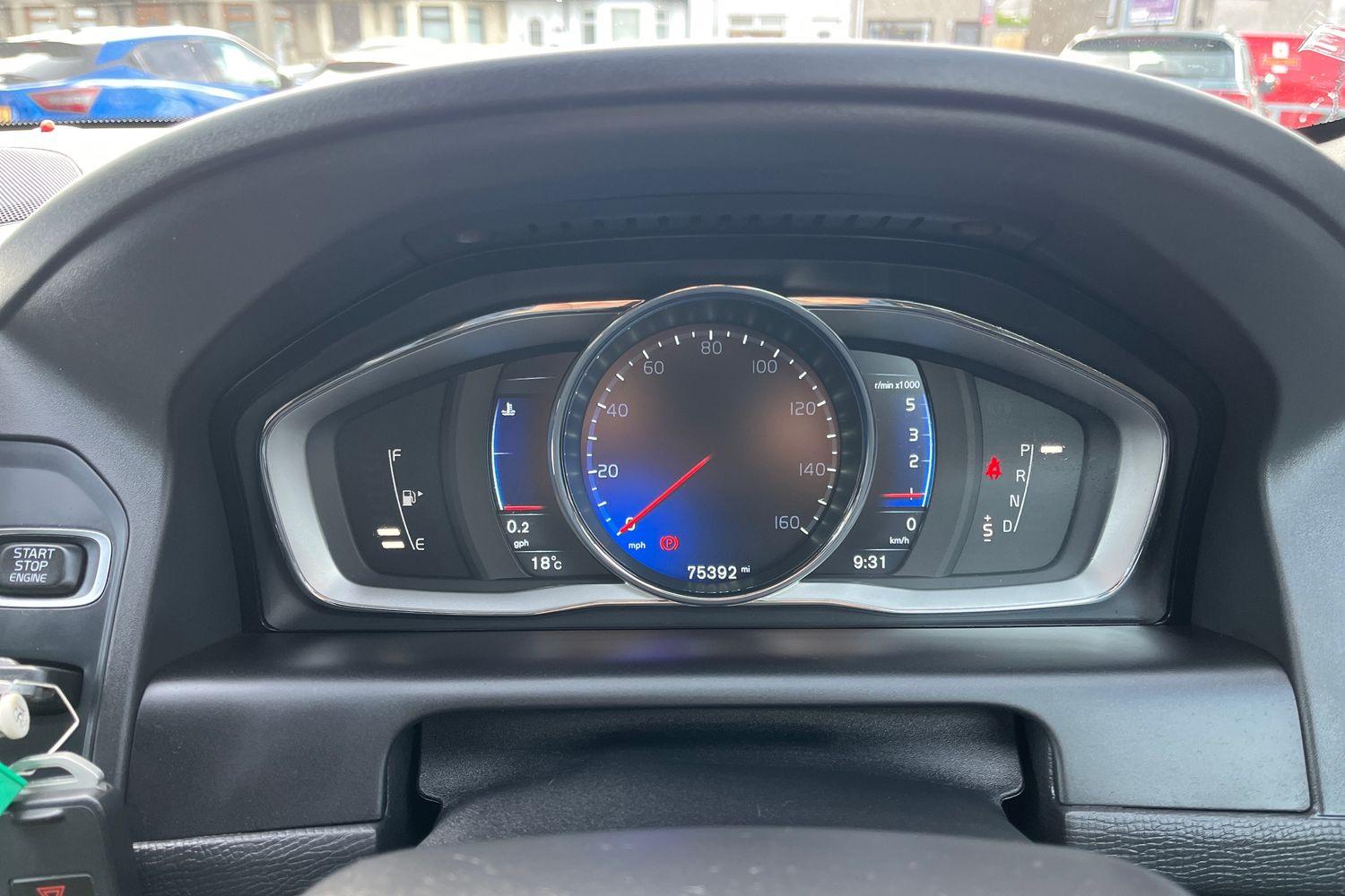 Volvo XC60 Photo 12
