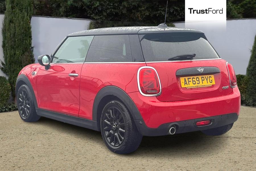 MINI HATCHBACK Photo autoimg-6cb25d52622f7087644e6880312548b8e6540984.jpg