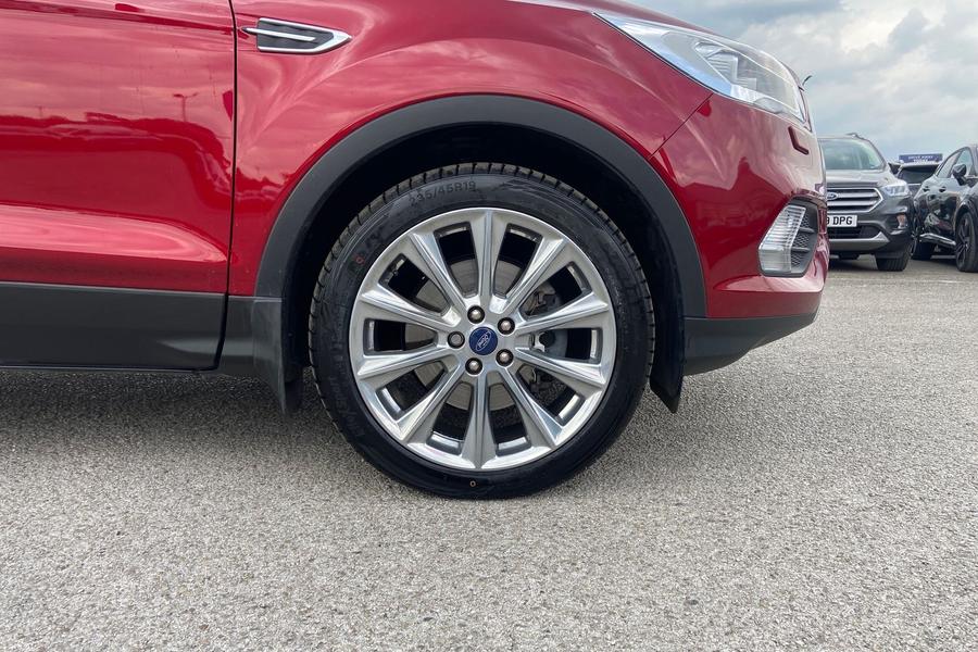 Ford KUGA Photo autoimg-6cba1608a91e07b5661ef1afc600af68716a8129.jpg
