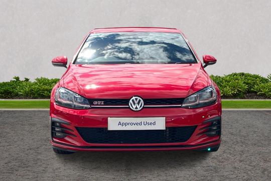 Volkswagen Golf Photo autoimg-6cbbd319e8cf8865869817cd5224b818911c1147.jpg