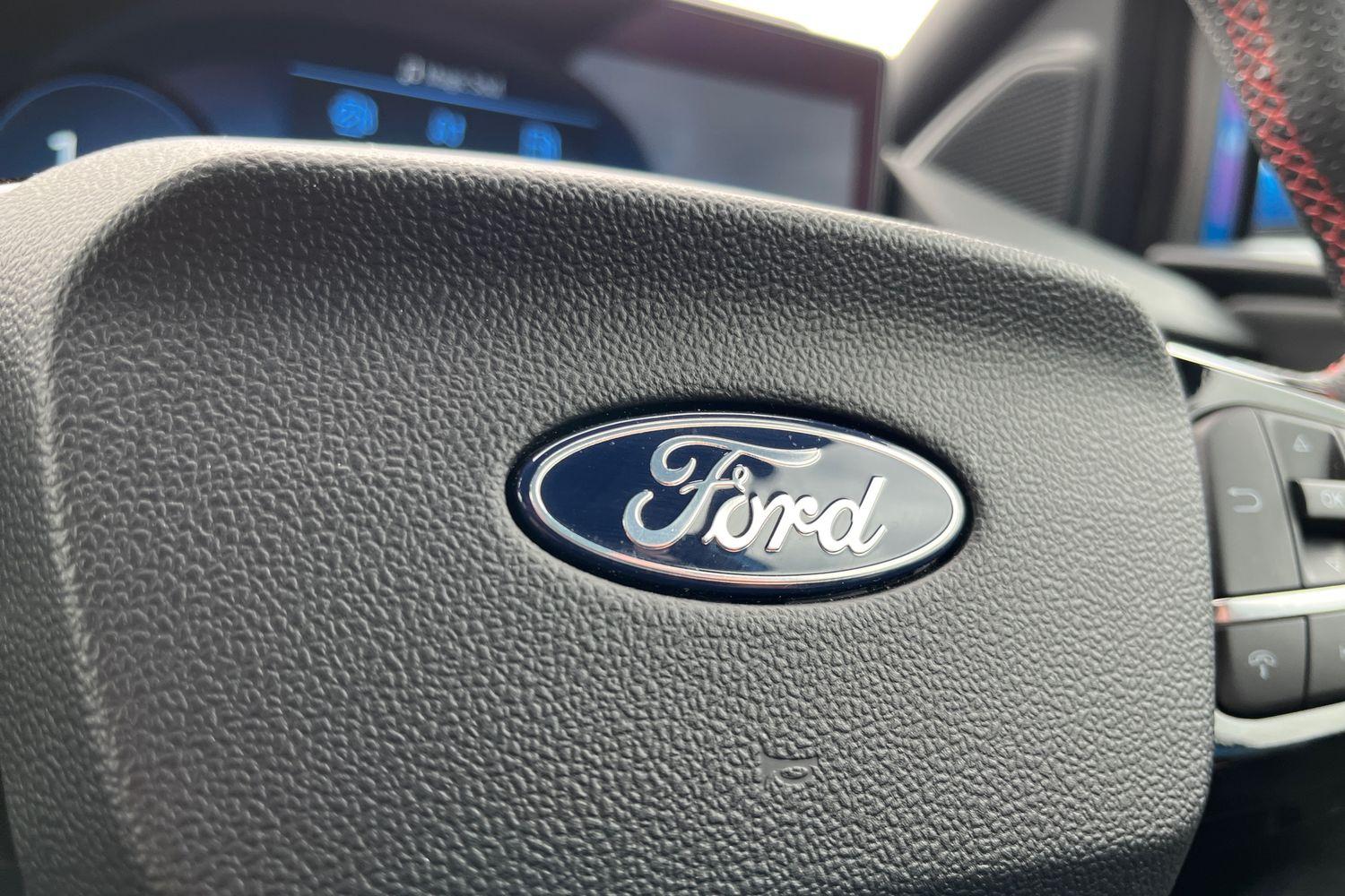 Ford PUMA Photo 39